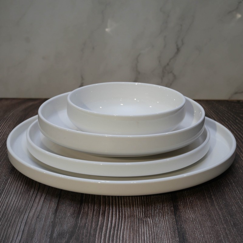 Service de table 25 pièces Pure White Zellerfeld Service de table 25 pièces Pure White Zellerfeld