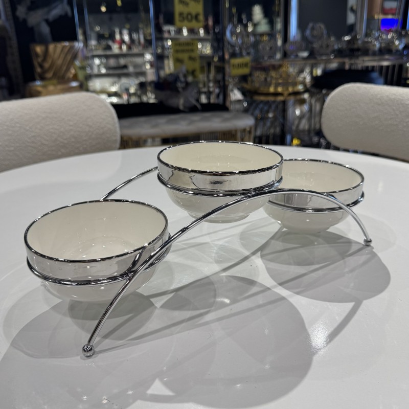 Set de 3 coupelles en céramique avec support chromé – Présentoir apéritif élégant Set de 3 coupelles en céramique avec support chromé – Présentoir apéritif élégant