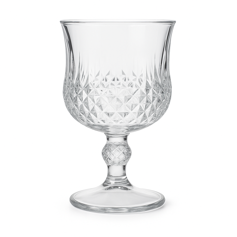 Set de 12 verres à pied en cristal taillé – Élégance et raffinement pour vos tables Set de 12 verres à pied en cristal taillé – Élégance et raffinement pour vos tables
