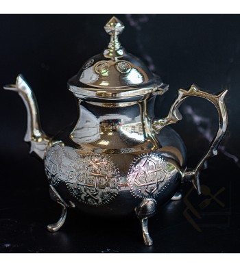 Théière artisanale pour service thé marocain