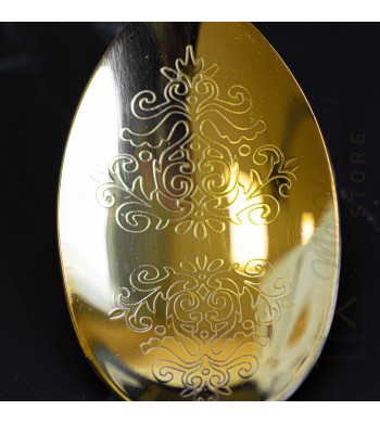 Ménagère coffret de 24 couverts dorés pour 6 personnes, gravures arabesques